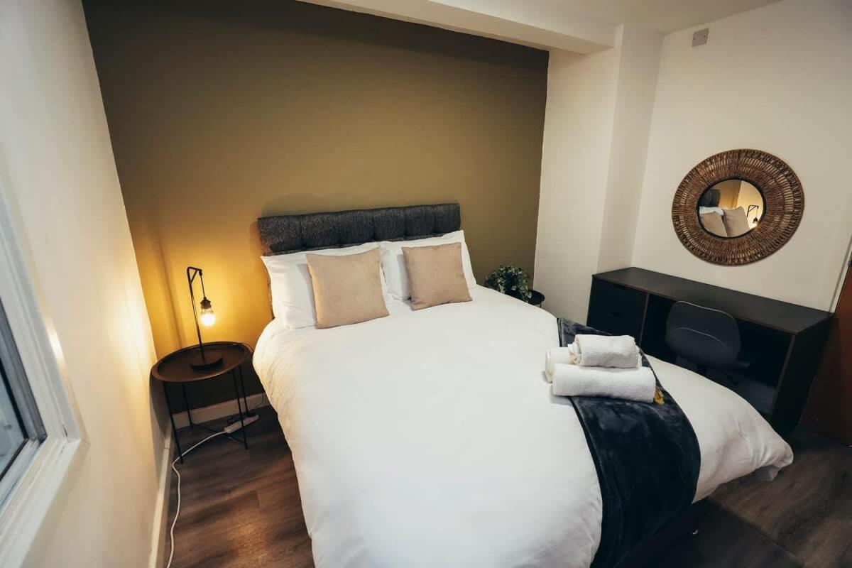 2Br City Centre Apt, Self Check In, Wifi, By Derbnb Шефилд Экстерьер фото